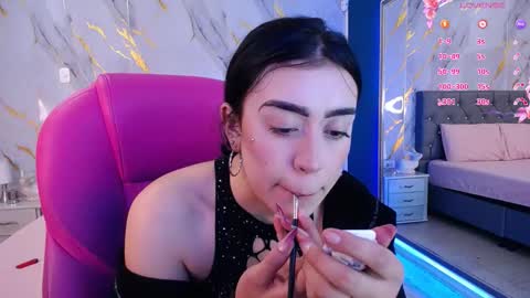 Julieta online show from 02-20-25, 09:44