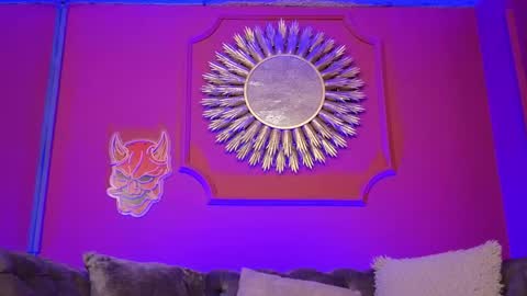  Julieta  online show from 12-14-25, 11:59