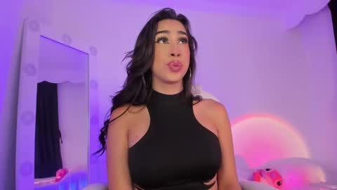 julietabomgv online show from 12-19-24, 01:28