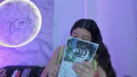 Snapshot of julietakane chatting on 02-11-26, 04:50 julietakane online show from 02-11-26, 04:50