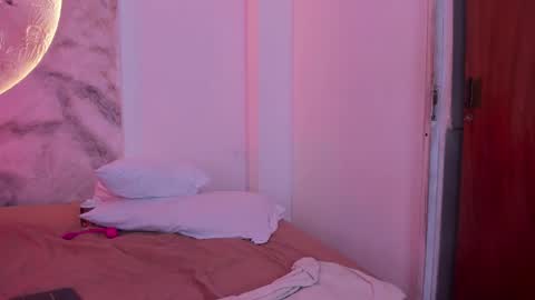 Snapshot of julietakane chatting on 02-15-26, 07:51 julietakane online show from 02-15-26, 07:51