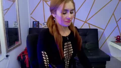 Snapshot of julietathdicapri chatting on 01-05-26, 09:18 JULIANA online show from 01-05-26, 09:18