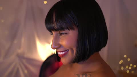 julietawinona online show from 01-14-25, 11:27