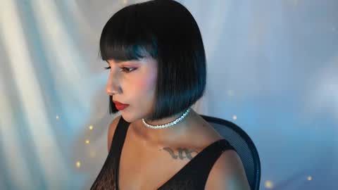 julietawinona online show from 10-26-25, 09:21