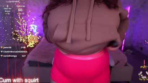 Snapshot of julietdream chatting on 01-17-25, 03:23 J U L I E T online show from 01-17-25, 03:23