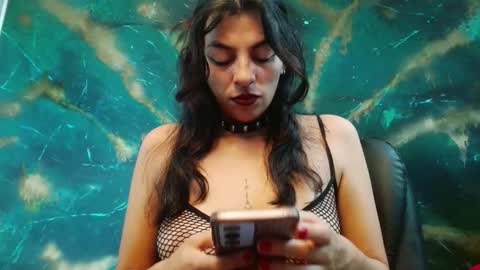    online show from 09-18-25, 09:22