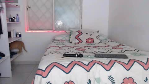 Julieta online show from 01-16-26, 01:37