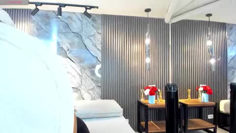 Julietha online show from 11-25-25, 02:33