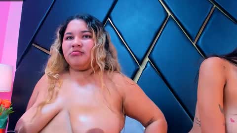 Juliethe online show from 10-22-25, 04:46