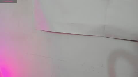 Snapshot of juliethmosss chatting on 10-17-25, 09:06 Julieth online show from 10-17-25, 09:06
