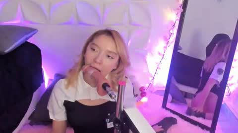 Julieth online show from 11-26-25, 09:16