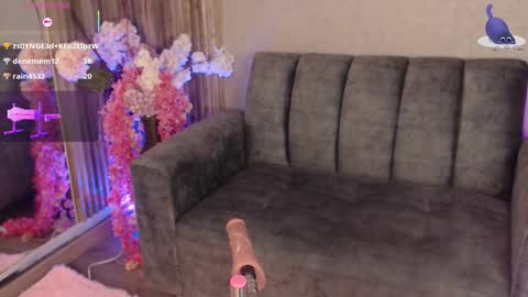 Julieth online show from 12-13-25, 08:04