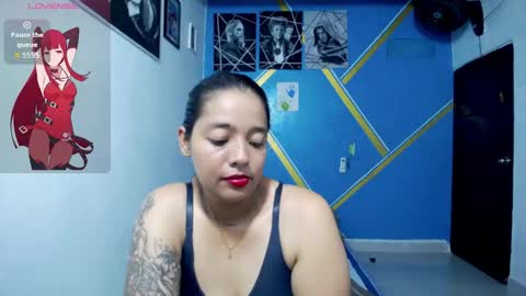 Snapshot of julietta20 chatting on 02-12-26, 08:15 julietta online show from 02-12-26, 08:15