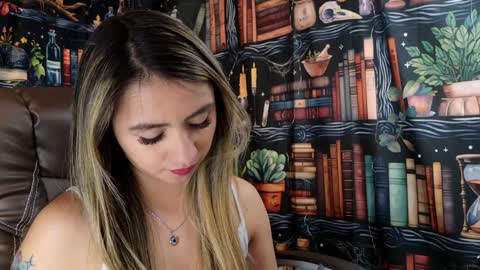 Julietta Jackson online show from 01-11-25, 11:13