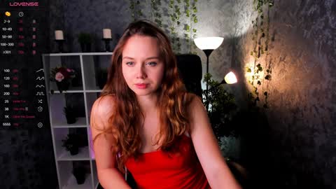 Snapshot of juliette_junson chatting on 12-14-24, 01:27 Julie online show from 12-14-24, 01:27