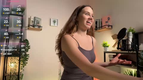 Snapshot of juliette_junson chatting on 01-28-25, 07:10 Julie online show from 01-28-25, 07:10