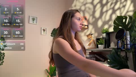 Snapshot of juliette_junson chatting on 02-05-25, 06:59 Julie online show from 02-05-25, 06:59