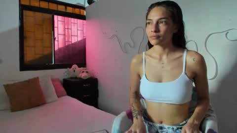 juliette online show from 11-09-25, 04:05