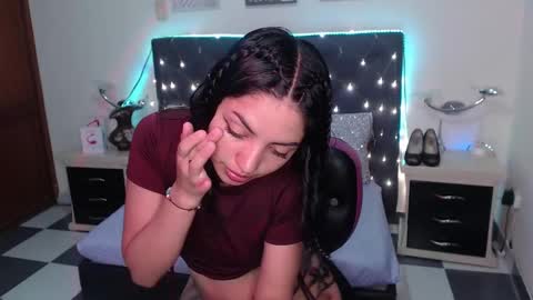 Juliieth Miller online show from 12-21-24, 03:14