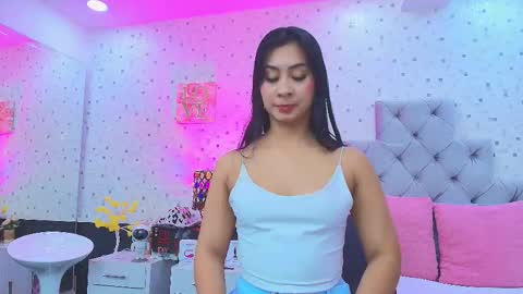 Julieta Reyes   online show from 01-08-26, 11:45