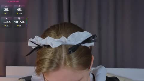 Julie online show from 11-30-25, 05:39