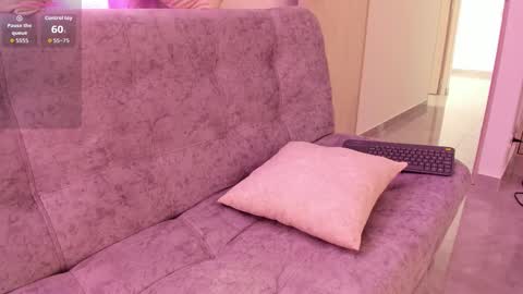 jullya    630  1330 -5 online show from 01-14-26, 03:50