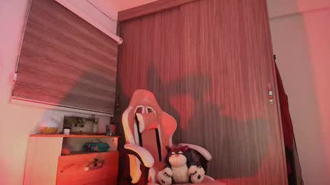 Snapshot of july__villa chatting on 03-01-25, 11:58 JULY HELP ME GET TO THE 100 LIKES  online show from 03-01-25, 11:58