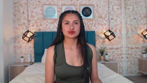 Julietha  online show from 12-17-24, 10:00