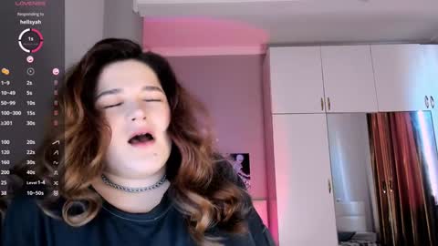 Julie online show from 01-28-25, 11:17