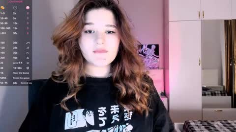 Julie online show from 02-03-25, 03:59