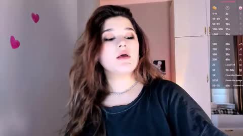 Julie online show from 02-12-25, 08:49