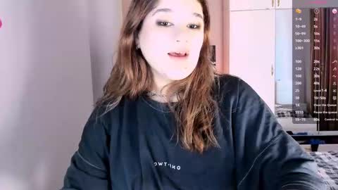 Julie online show from 02-12-25, 11:51