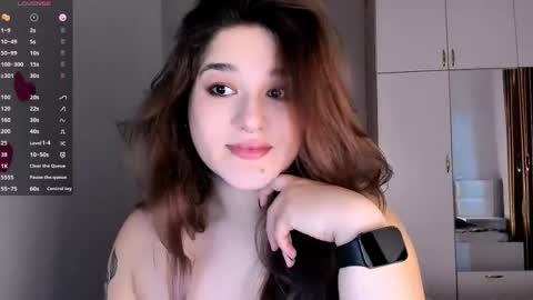 Julie online show from 02-25-25, 12:13