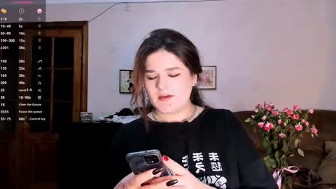 Julie online show from 03-12-25, 02:23