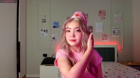 Kira online show from 12-15-25, 07:18