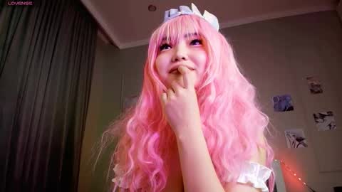 Kira online show from 12-19-25, 07:32