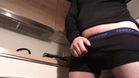 Gregor online show from 12-31-24, 03:09