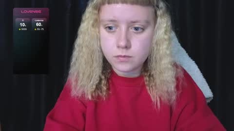 Snapshot of june_shy0 chatting on 09-12-25, 06:46 June online show from 09-12-25, 06:46