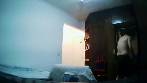 Snapshot of juneandmia chatting on 01-19-25, 07:15 Mia online show from 01-19-25, 07:15