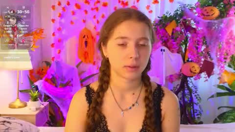 Kate online show from 10-19-25, 07:09