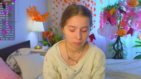 Kate online show from 10-22-25, 08:03