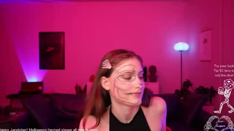 June Juniper online show from 10-01-25, 11:22