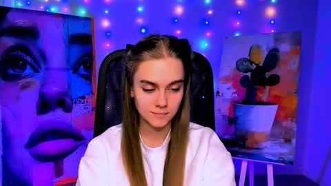 Snapshot of junewoods chatting on 02-09-26, 12:20 junewoods online show from 02-09-26, 12:20