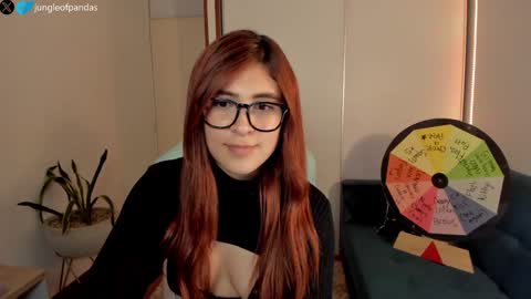 Snapshot of jungleofpandas chatting on 12-09-24, 04:12 Call me Sussy  online show from 12-09-24, 04:12