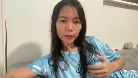 junovaughn online show from 10-24-25, 01:40