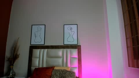 Jupiter Fox online show from 01-10-25, 11:43