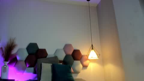 Jupiter Fox online show from 01-20-25, 11:45