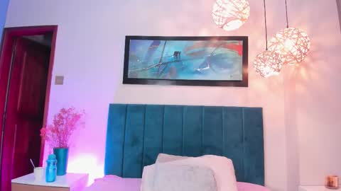 Jupiter Fox online show from 10-11-25, 11:58