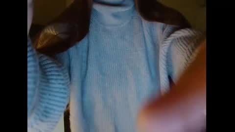 Snapshot of just_be_here chatting on 09-29-25, 08:13 Dary online show from 09-29-25, 08:13