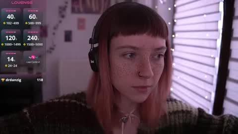 Julia online show from 02-09-25, 06:33